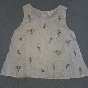 Cynthia Rowley Cream 100% LinenTank Top Floral Embroidery Button Back